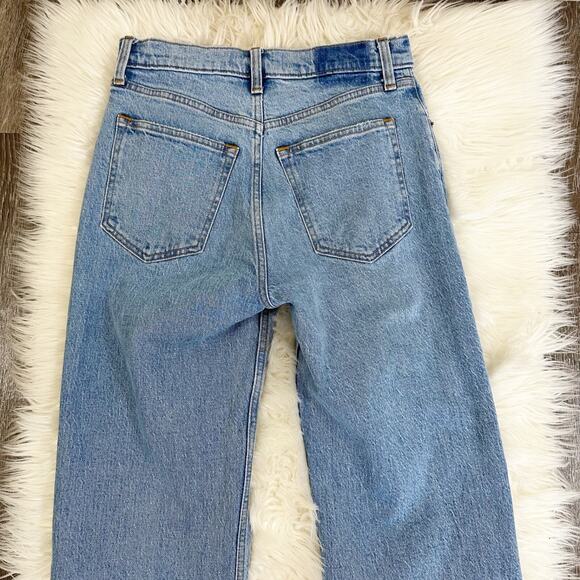Abercrombie & Fitch Womens 90s Relaxed Jean High Rise Size 26/2L Denim A&F - Picture 3 of 6